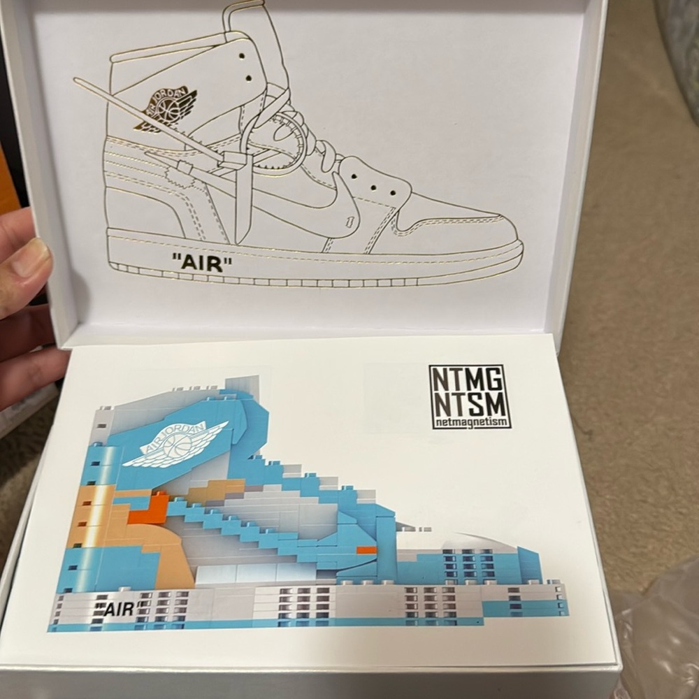 KickBrick SERIES 3 III - AJ1 OW UNC 2019